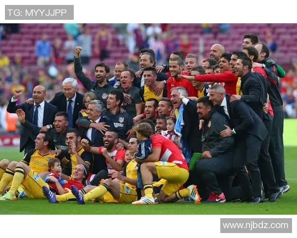 尤文图斯友谊赛大胜巴萨三球完胜绝杀瞬间引发争议判罚热议