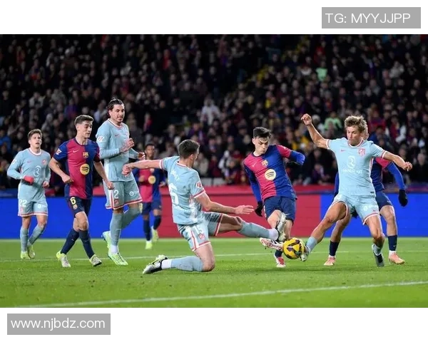 国王杯精彩对决巴黎圣日耳曼大胜里昂引发全场热议与惊喜