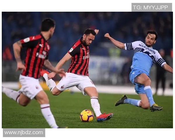 意甲焦点战波尔图与AC米兰握手言和转会传闻引发热议