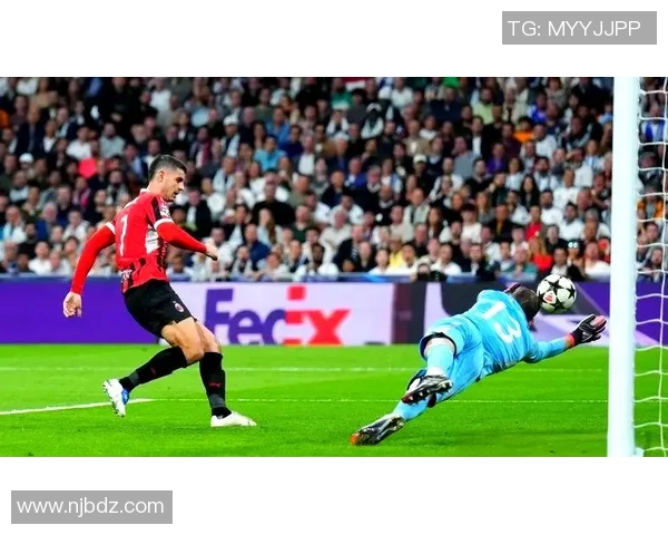 欧冠经典对决AC米兰绝杀皇马全场沸腾十大精彩进球回顾