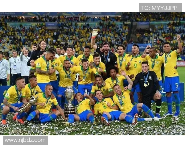 西甲激战曼联大胜拜仁全场沸腾瞬间回顾与深度解析